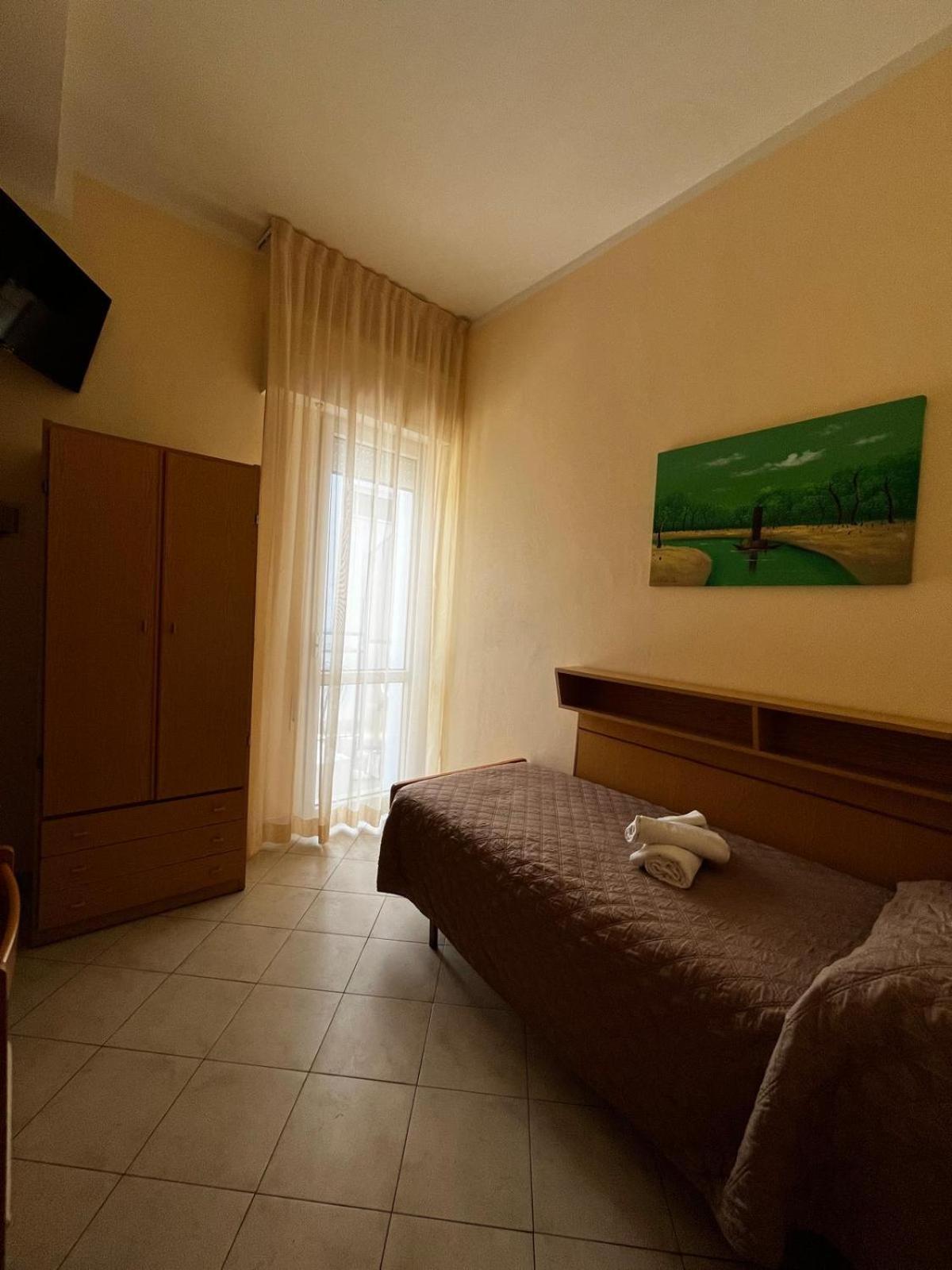 Hotel Giove Dipendenza Hotel Fiamma Cesenatico Dış mekan fotoğraf