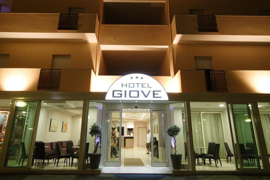 Hotel Giove Dipendenza Hotel Fiamma Cesenatico Dış mekan fotoğraf