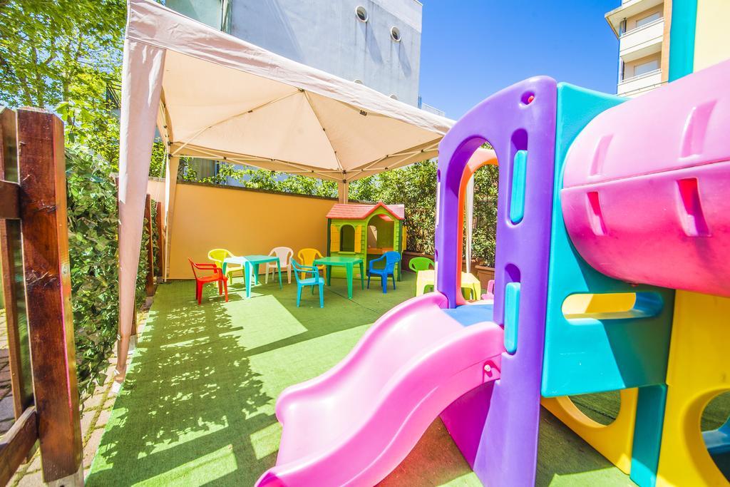 Hotel Giove Dipendenza Hotel Fiamma Cesenatico Dış mekan fotoğraf