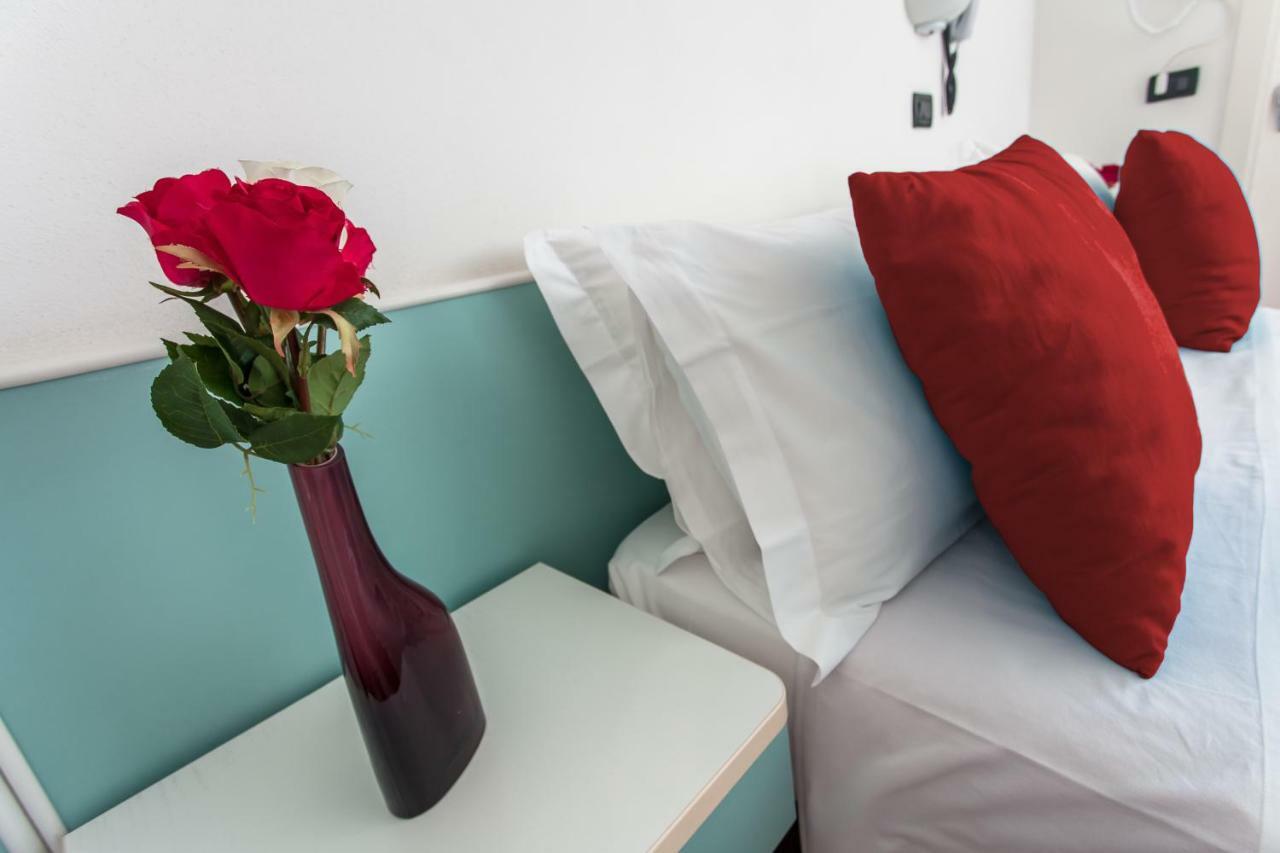 Hotel Giove Dipendenza Hotel Fiamma Cesenatico Dış mekan fotoğraf